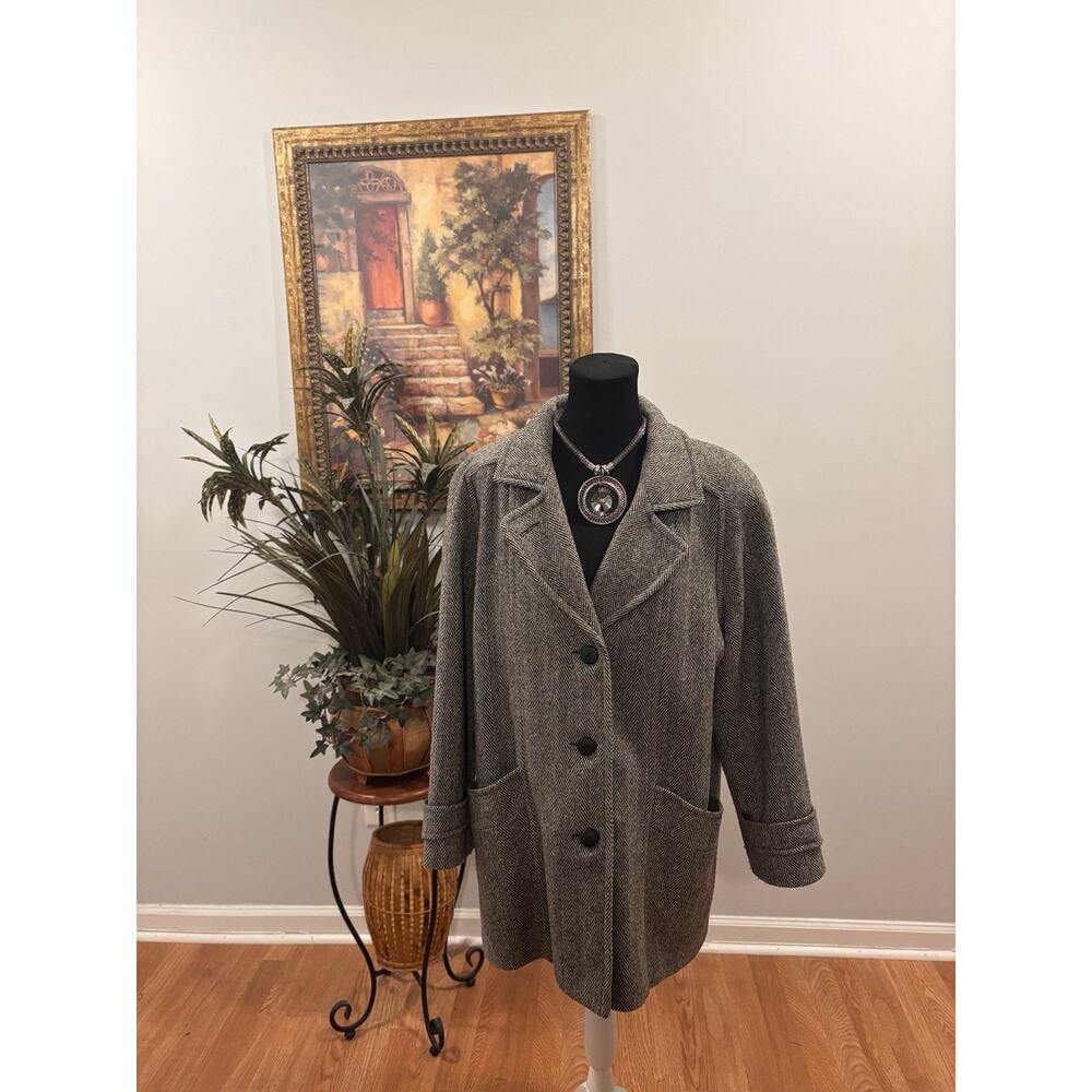 Herman Kay Woman Pea Coat Beige 14 Pocket Long Sleeve 3 Button Front Bella Swan